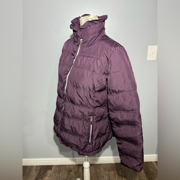 Elegant Women's Plum Puffer Jacket - Picture 2 of 13